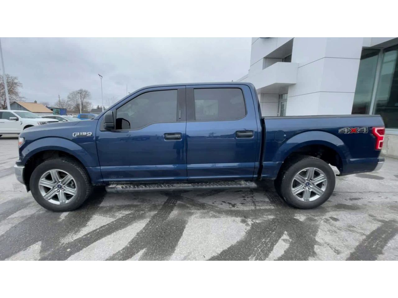 2020 Ford F-150 XLT - P21445A Mobile Image 4