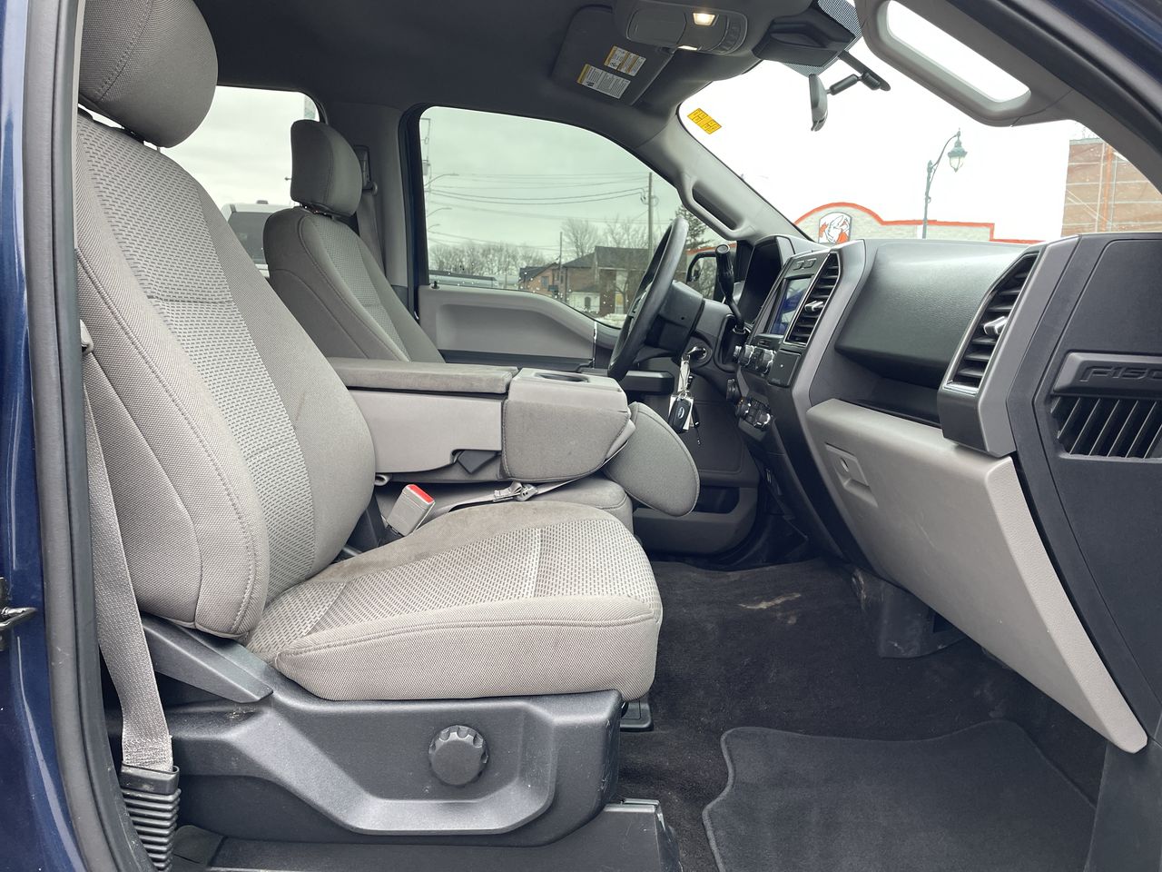 2020 Ford F-150 - P21445A Full Image 23
