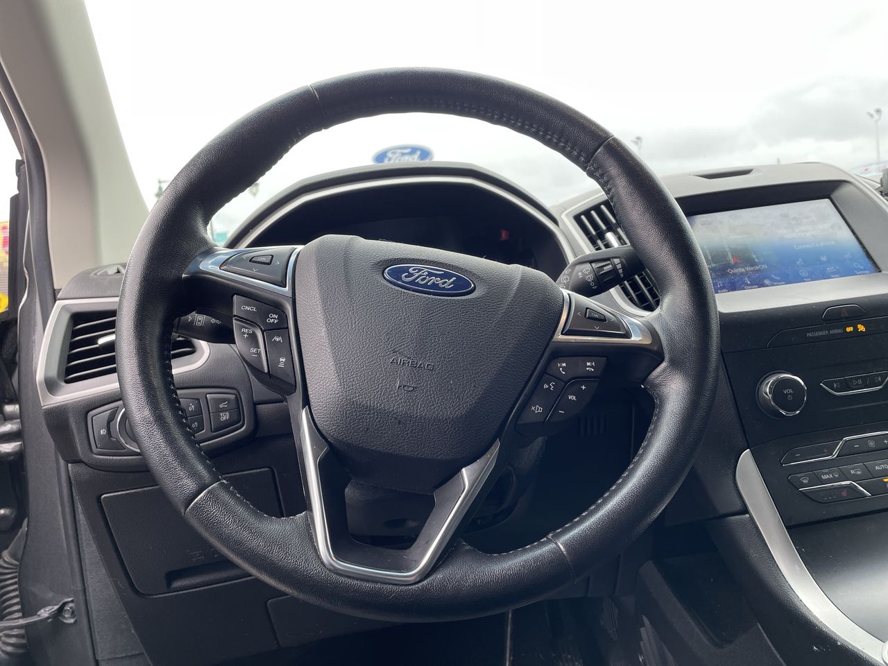 2019 Ford Edge - 21596B Full Image 13