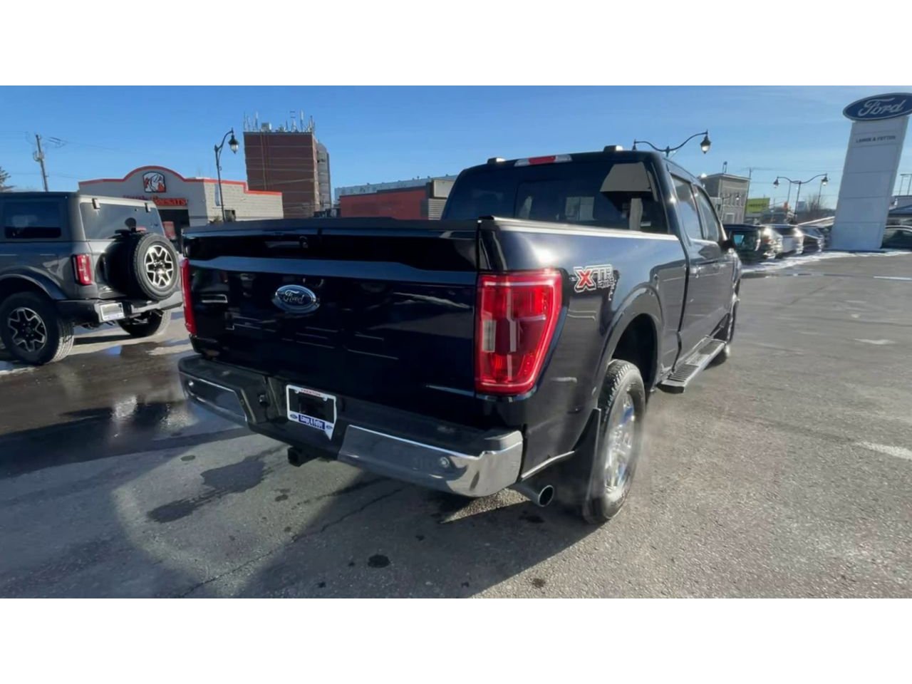 2021 Ford F-150 XLT - P21742 Mobile Image 7