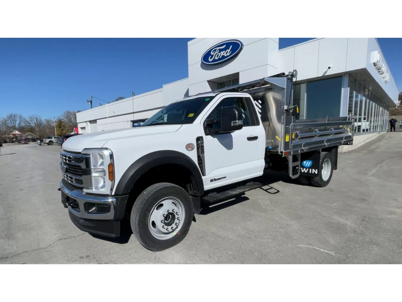 2024 Ford Super Duty F-550 DRW Xl - 21745 Mobile Image 3