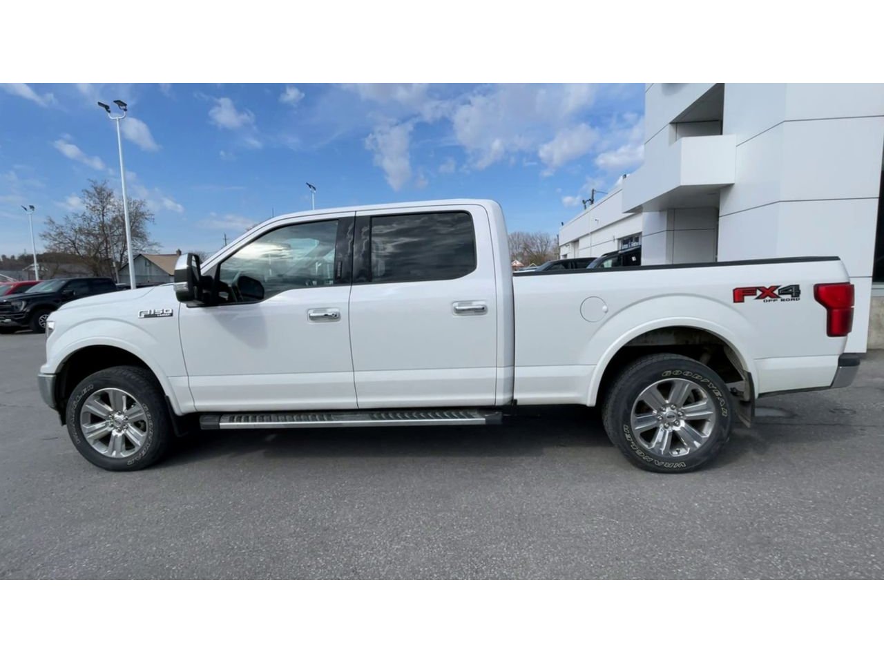 2019 Ford F-150 Lariat - 21510A Mobile Image 5