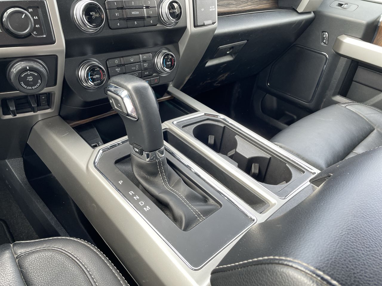 2019 Ford F-150 Lariat - 21510A Mobile Image 20