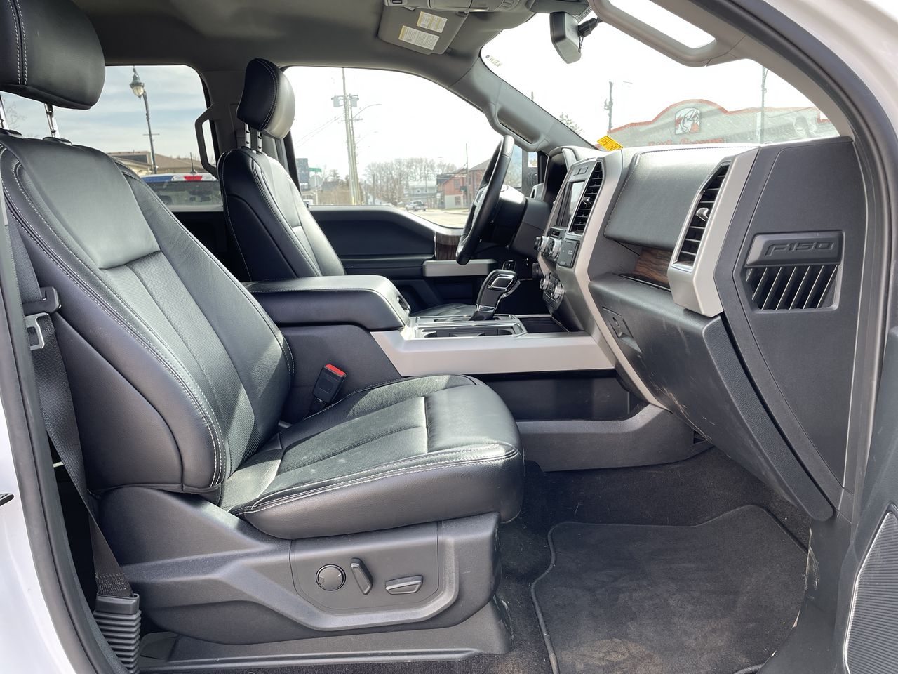 2019 Ford F-150 Lariat - 21510A Mobile Image 23