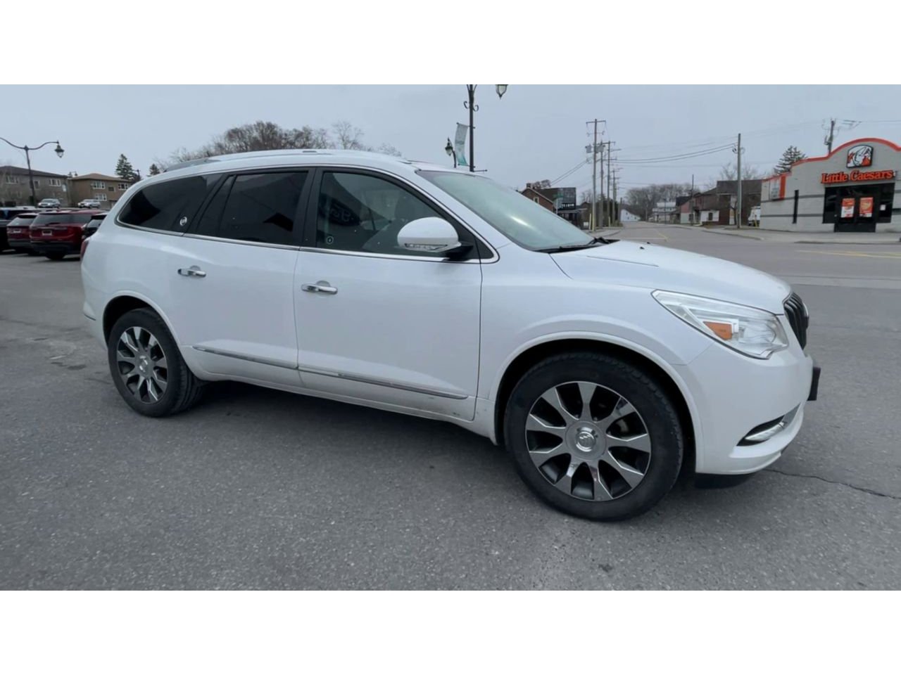 2017 Buick Enclave - P21810 Full Image 2