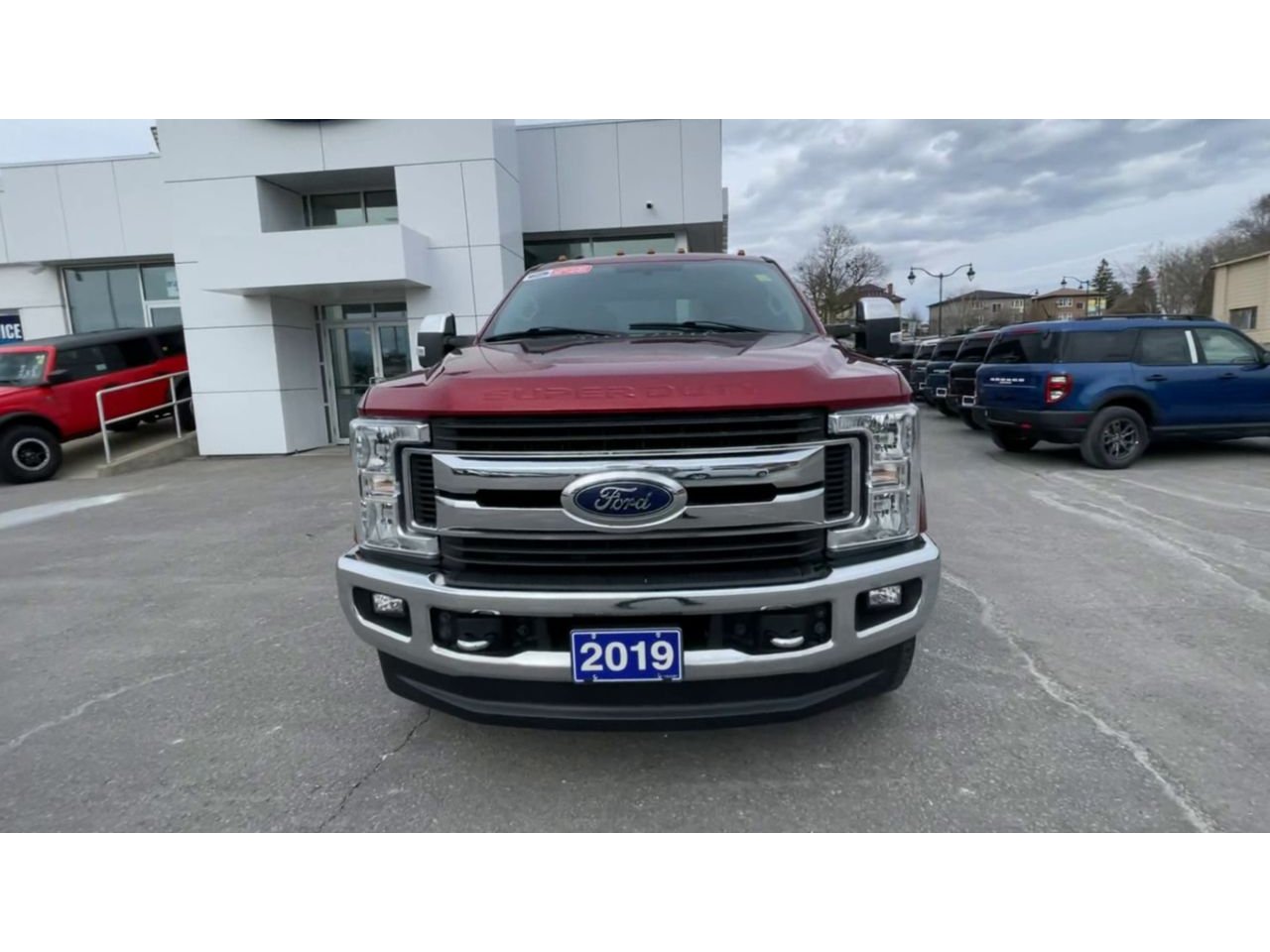 2019 Ford Super Duty F-250 SRW XLT - 21350A Mobile Image 2