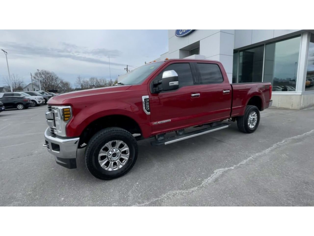 2019 Ford Super Duty F-250 SRW XLT - 21350A Mobile Image 3
