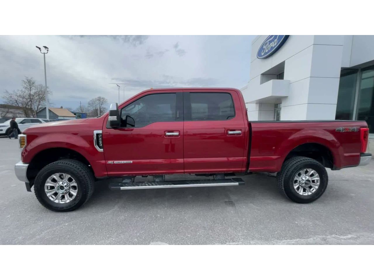 2019 Ford Super Duty F-250 SRW XLT - 21350A Mobile Image 4