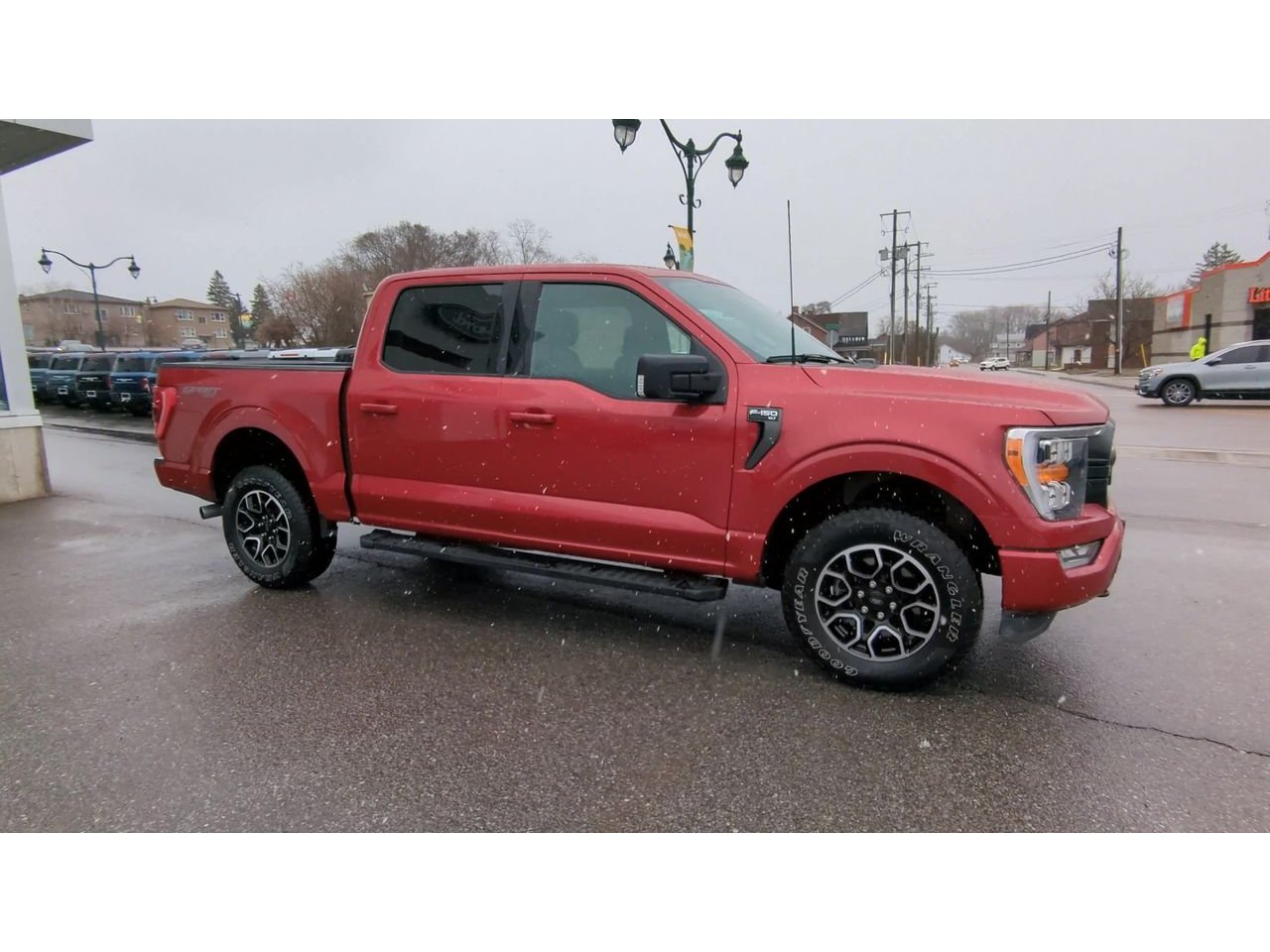 2021 Ford F-150 XLT - P21821 Mobile Image 1