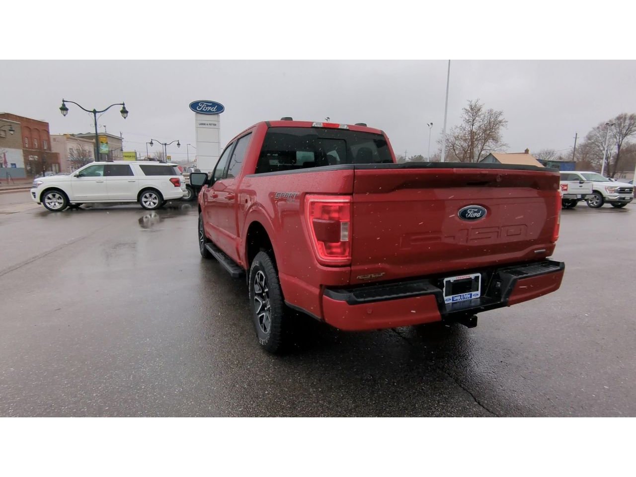 2021 Ford F-150 XLT - P21821 Mobile Image 6
