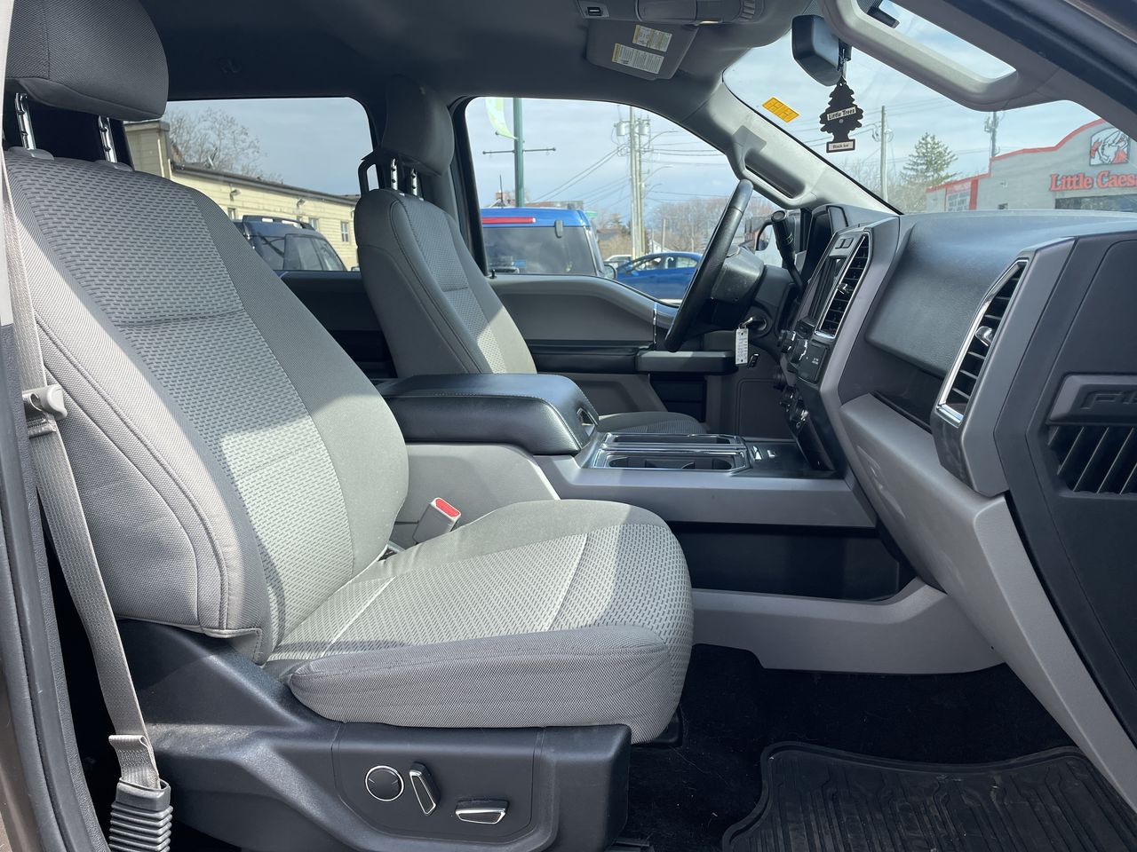 2016 Ford F-150 - 21783A Full Image 23