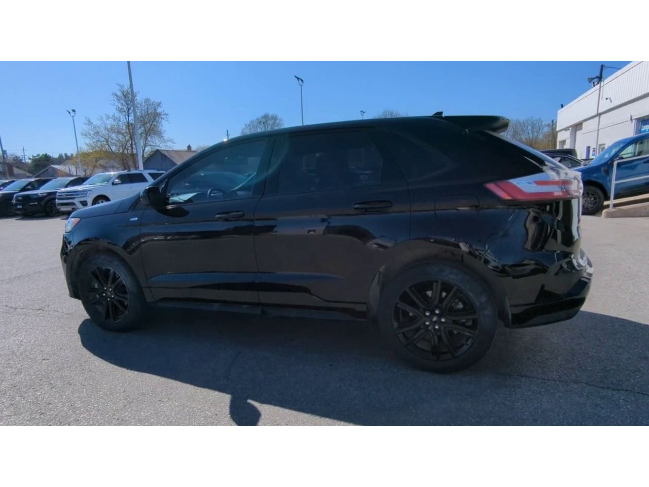 2022 Ford Edge - P21728A Full Image 6
