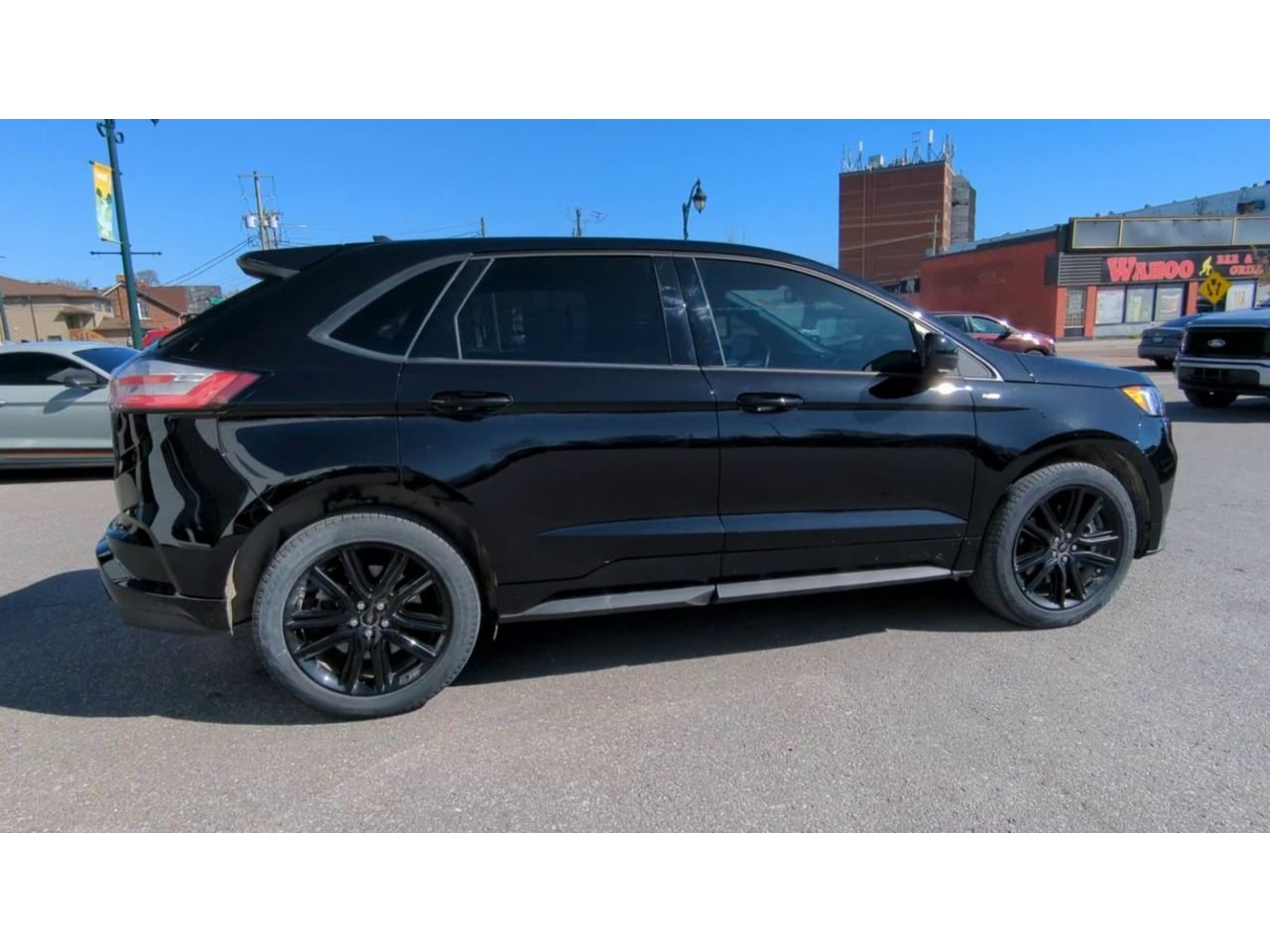 2022 Ford Edge - P21728A Full Image 9