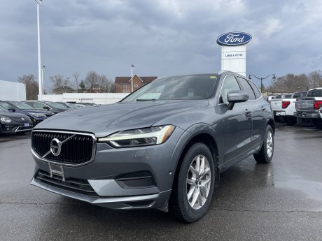 2018 Volvo XC60 Momentum | HEATED FRONT & REAR SEATS | SUNROOF 