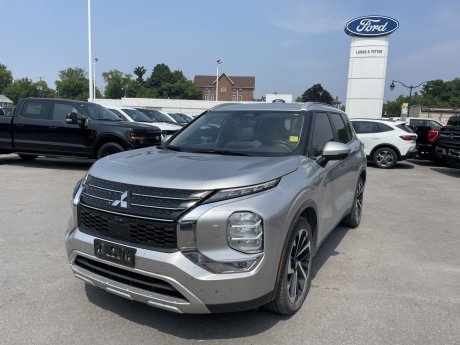 2023 Mitsubishi Outlander PHEV SE | PHEV | LEATHER | SUNROOF 