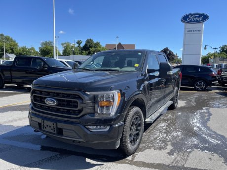 2023 Ford F-150 XLT | FX4 OFF ROAD PKG | LOW KMS 