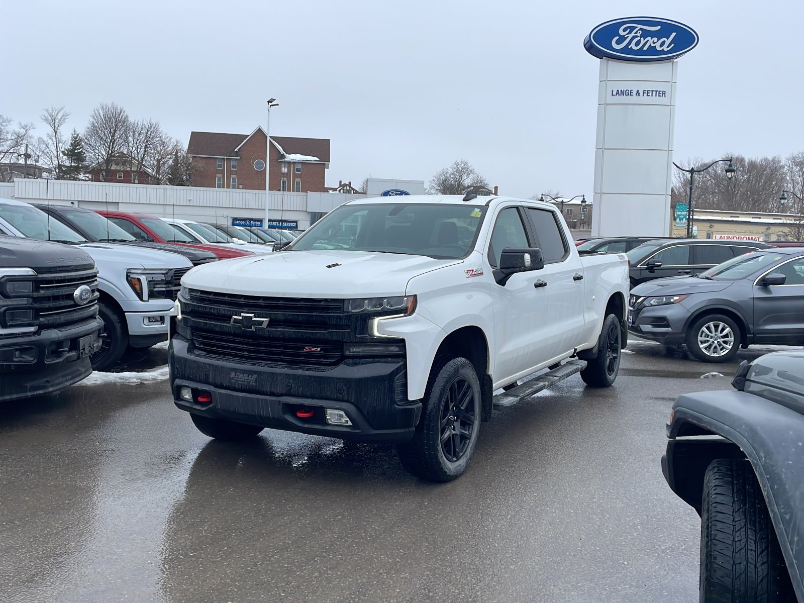 Chevrolet Silverado 1500 LT Trail Boss Crew Cab 4WD 2022