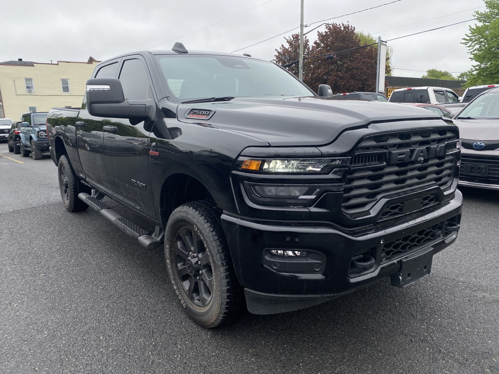 2025 RAM 2500 Big Horn Crew Cab 4WD