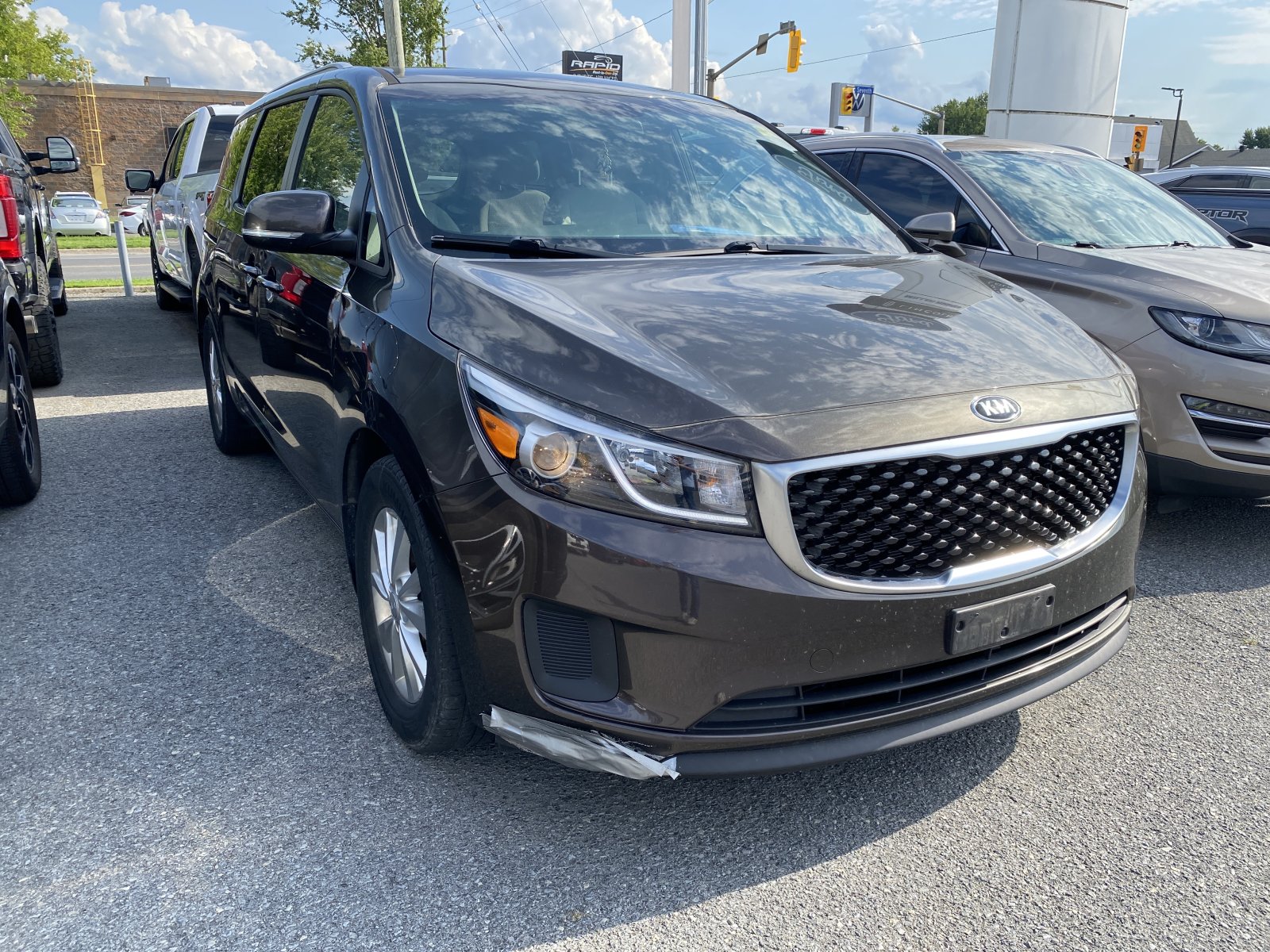 2018 Kia Sedona Minivan Front-Wheel Drive Automatic