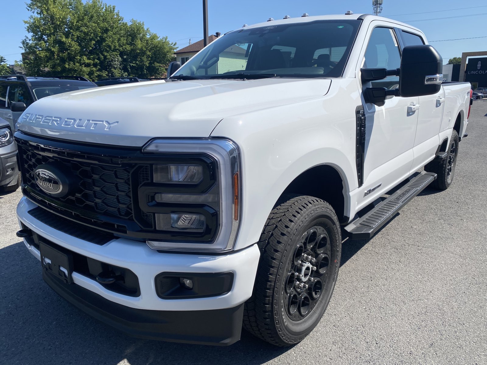 2026 Ford F-350 Super Duty XLT Crew Cab 4WD