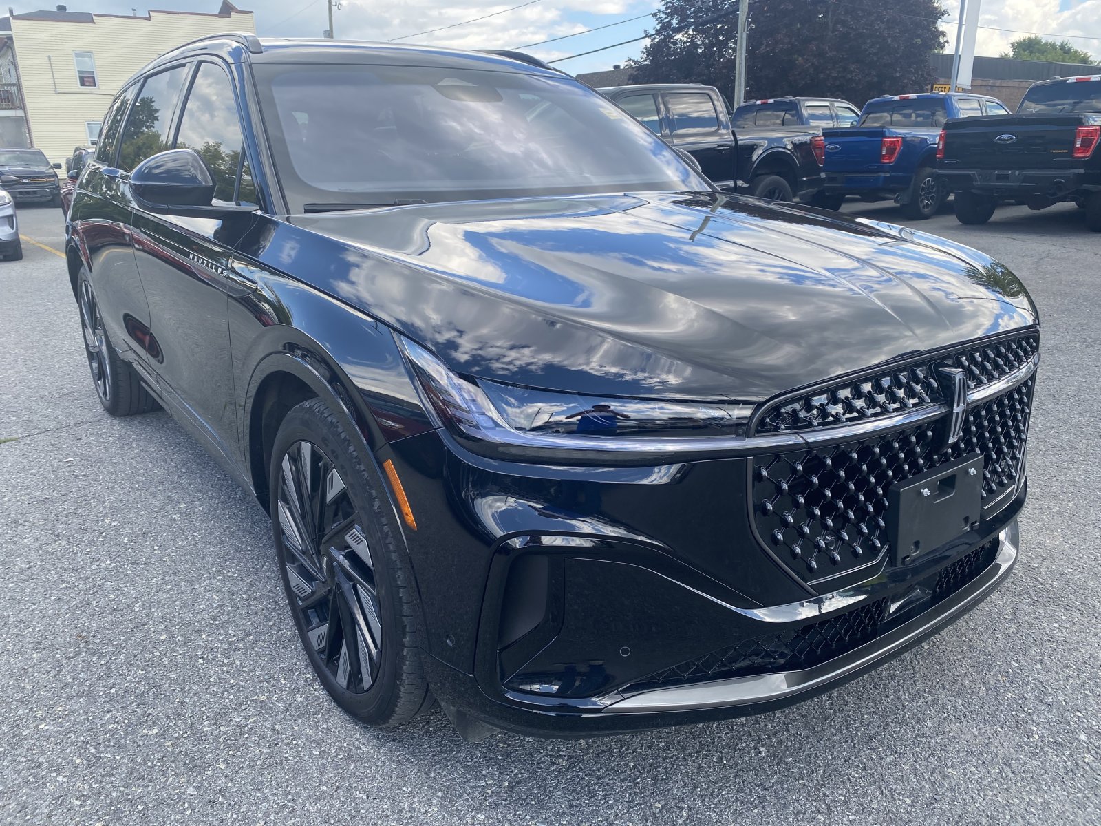 Black Metallic 2024 Lincoln Nautilus SUV / Crossover All-Wheel Drive Automatic