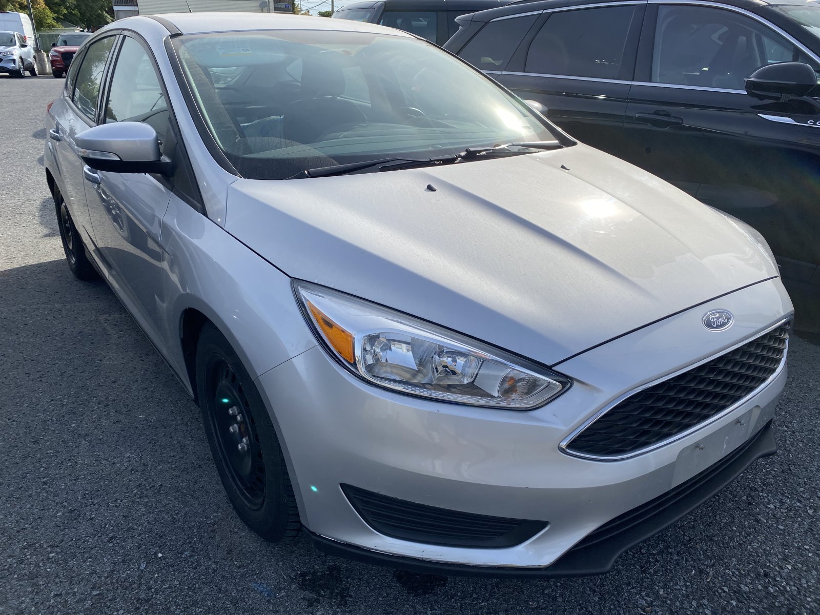 Tuxedo Black Metallic 2015 Ford Focus Hatchback Front-Wheel Drive