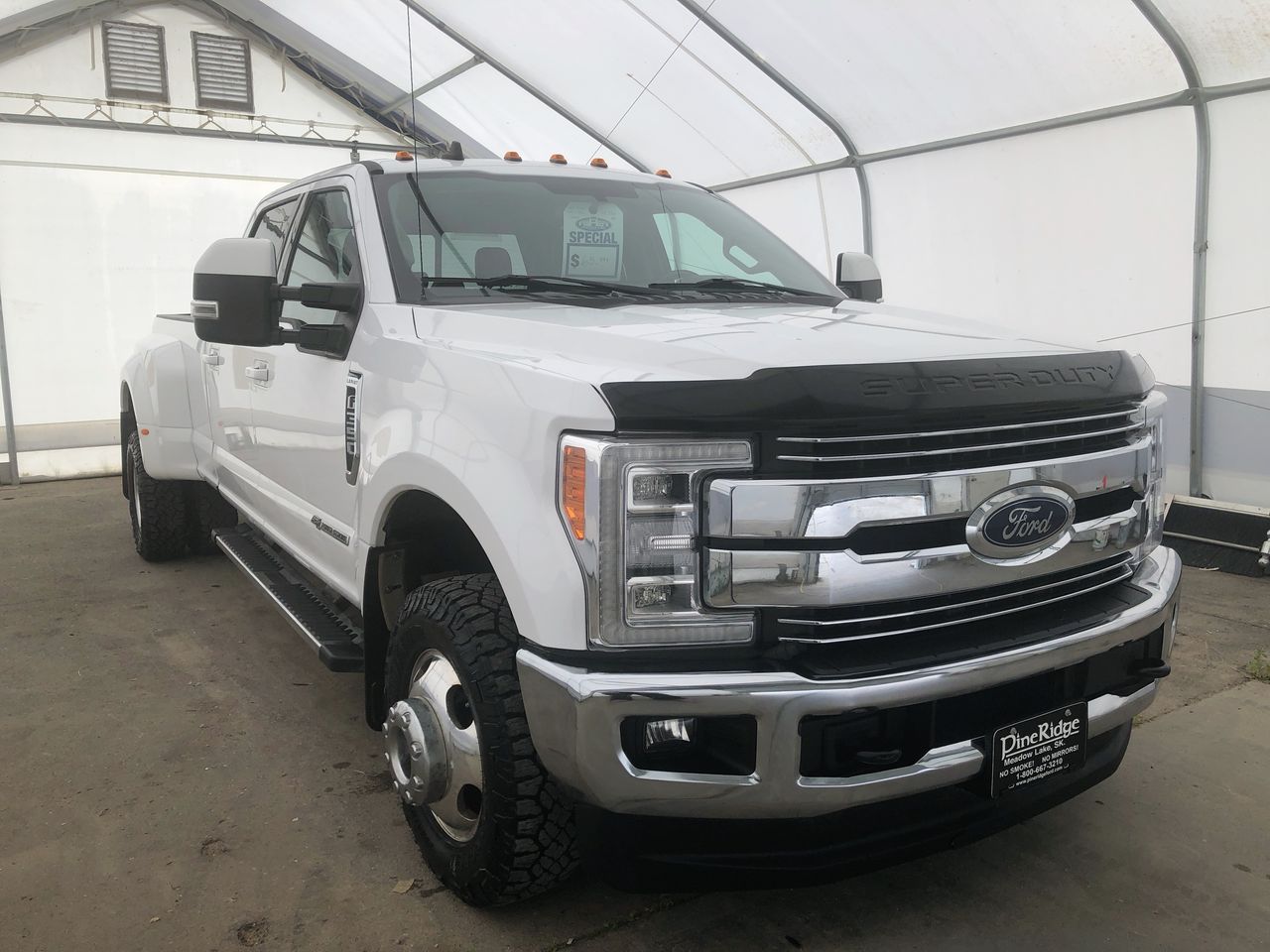 Star White Met Tri-coat 2019 Ford F-350 Super Duty Pickup Truck Four-Wheel Drive Automatic