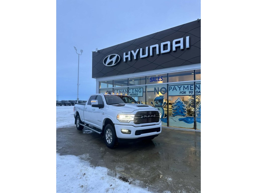 2023 RAM 3500 Laramie Crew Cab 4WD