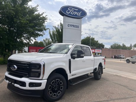 2025 Ford F-350 Super Duty PLATINUM 4WD CREW CAB 6.75' BOX 