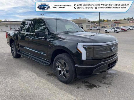 2023 Ford F-150 Lightning LARIAT 4WD SUPERCREW 5.5' BOX 