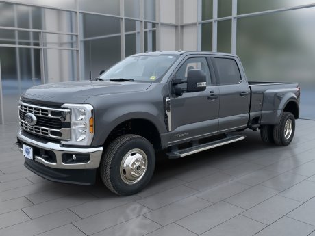 2025 Ford Super Duty F-350 DRW 4x4 Crew Cab Pu Drw/ 