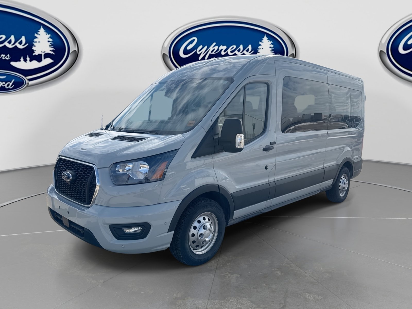2023 Ford Transit Passenger 350 XLT Medium Roof LB AWD