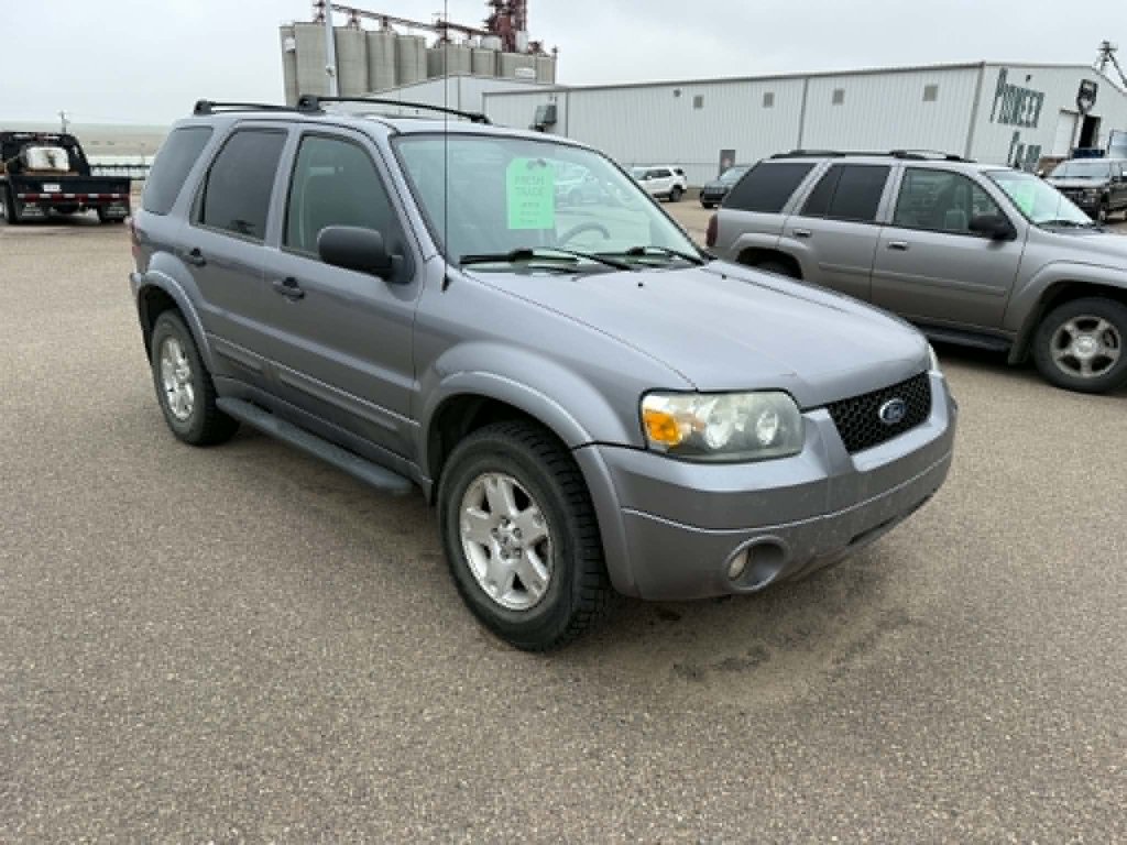 Gray 2007 Ford Escape XLT AWD SUV / Crossover All-Wheel Drive Automatic