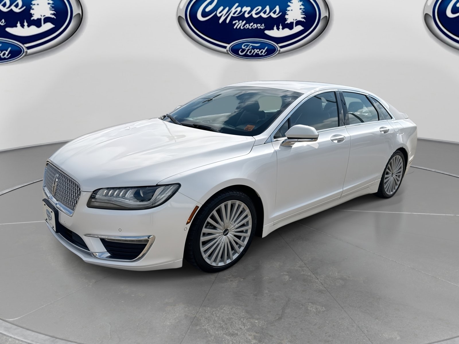 White 2017 Lincoln MKZ Hybrid Sedan Front-Wheel Drive Automatic