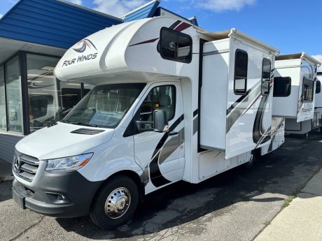 2021 FOUR WINDS 24 DS   Class B Camper Van