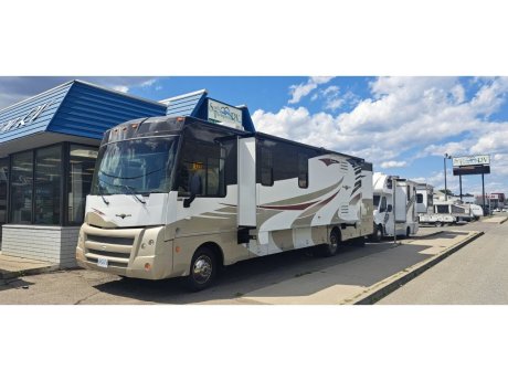 2011 Itasca SONOVA 33C   Class A Motorhome