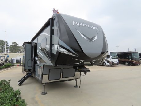 2019 Keystone Raptor 426 TS  Toy Hauler (Fifth Wheel)