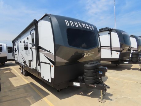 2025 Forest River Rockwood Ultra Lite 2706BH  Travel Trailer