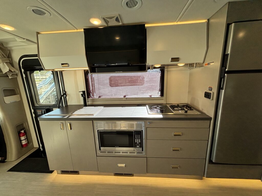 View/24D/2026 image-9