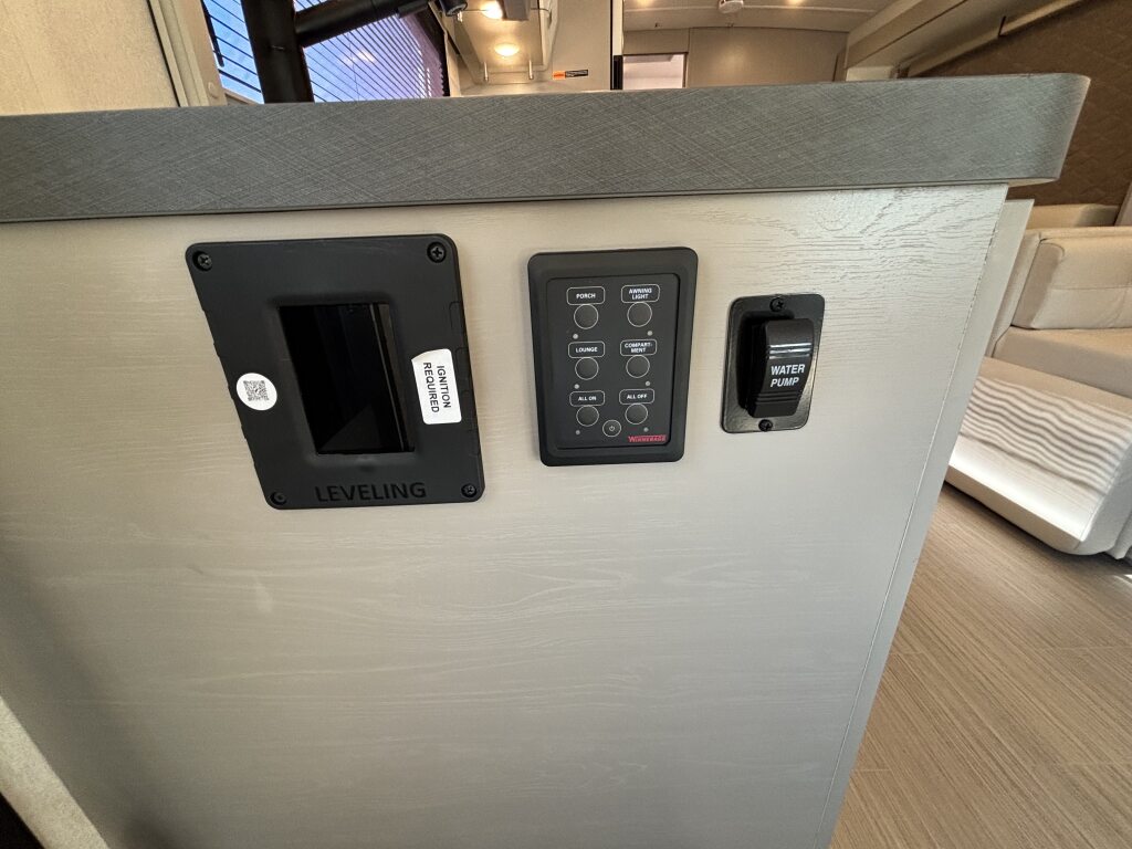 View/24D/2026 image-8