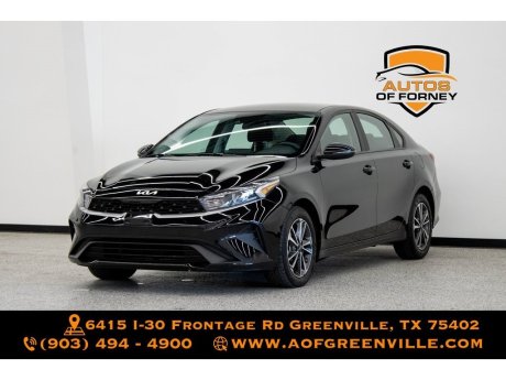 2023 Kia Forte LXS 