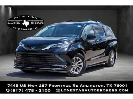 2022 Toyota Sienna XLE 