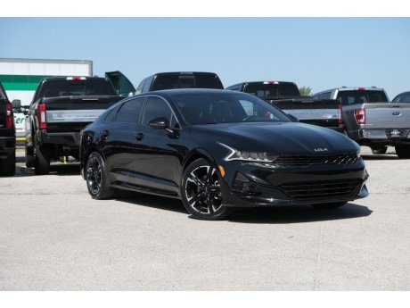 2022 Kia K5 GT-Line 