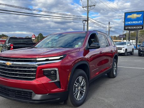 2024 Chevrolet Traverse FWD LT 