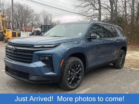 2025 Chevrolet Traverse FWD LT 
