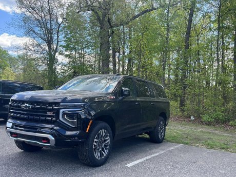 2025 Chevrolet Suburban Z71 