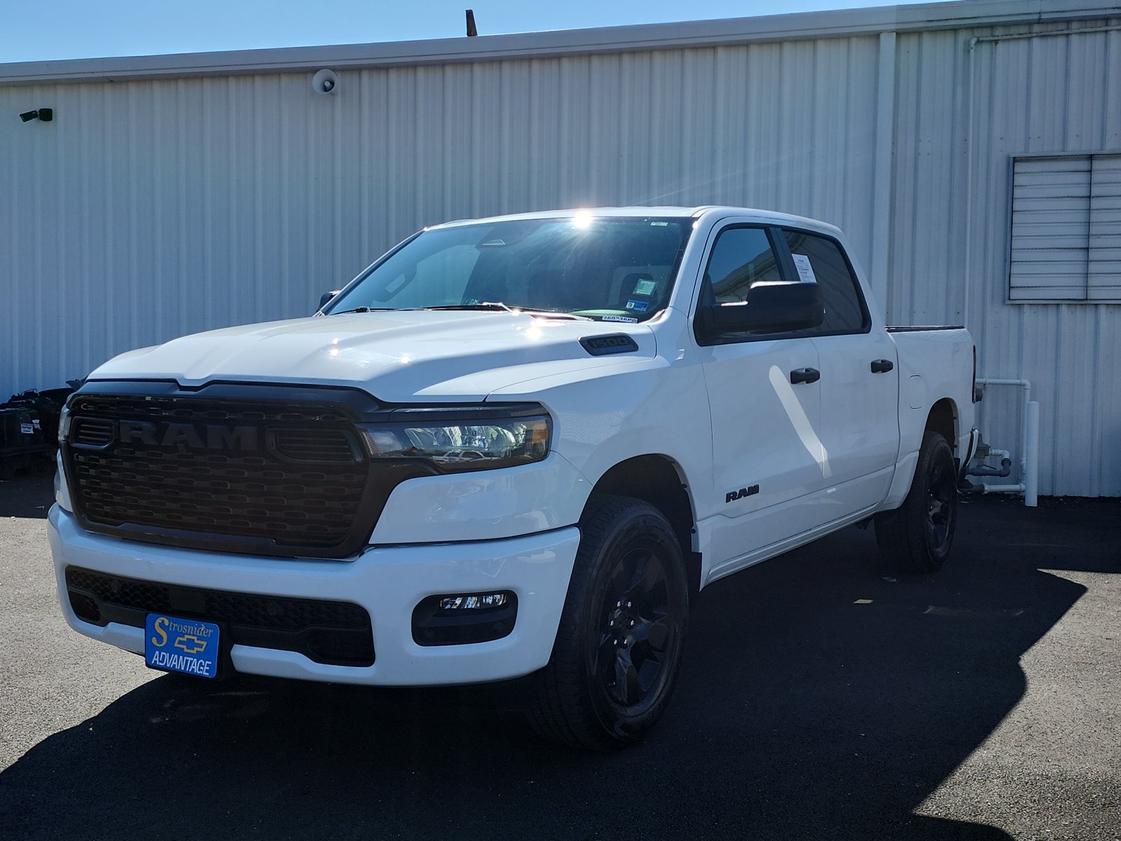 2025 RAM 1500 Tradesman Crew Cab 4WD