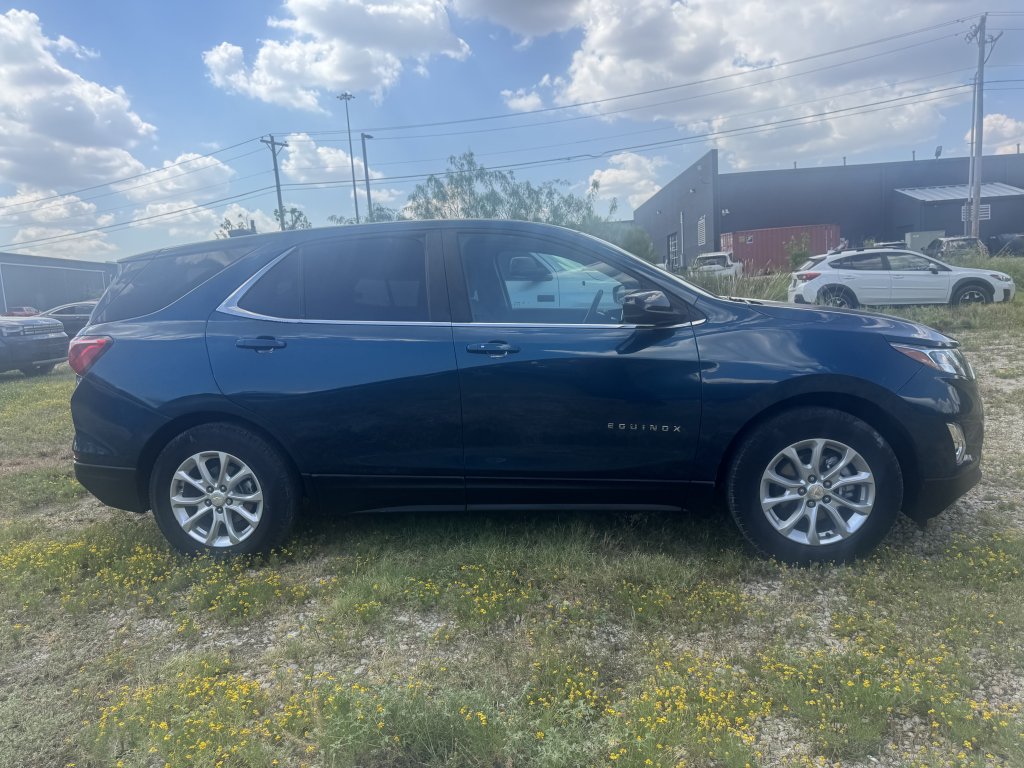  2021 Chevrolet Equinox LT FWD with 1LT   